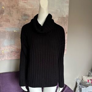 Lord‎ & Taylor Black Ribbed Cowl Neck Overside Sweater Size Large